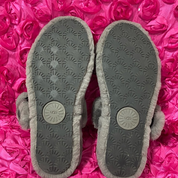 Ugg slippers sandals - Picture 4 of 6